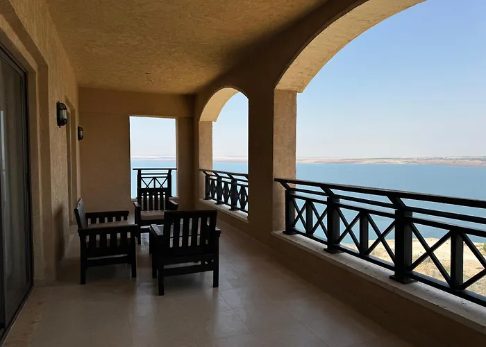 Salt Sea Apartment