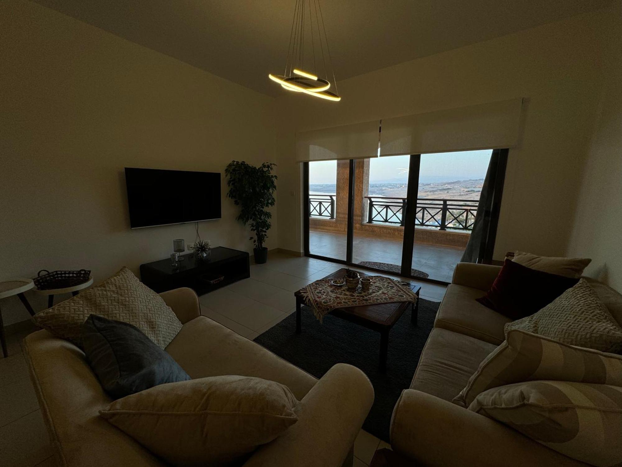 Salt Sea شقة Sweimeh